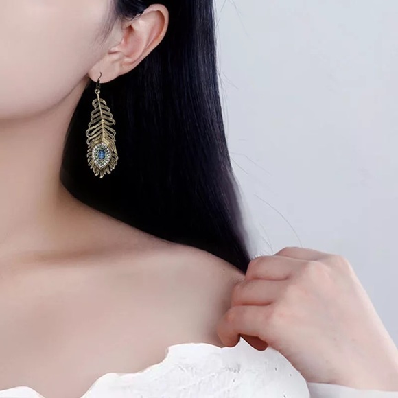 Rhinestone Peacock Eye Feather Boho Gold Earrings - Picture 3 of 11